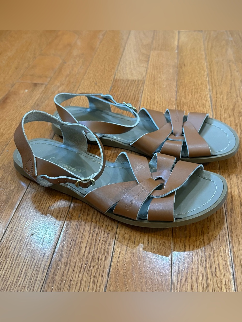 Salt Water by Hoy Womens 9 The Original Leather Sandals Buckle Tan Brown Coastal